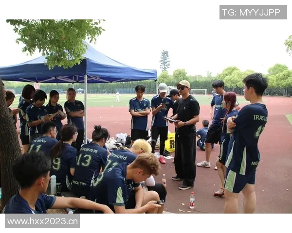 杭州飞盘队中路突破创新之路探秘与战术分析 杭州飞盘队中路突破创新之路探秘与战术分析