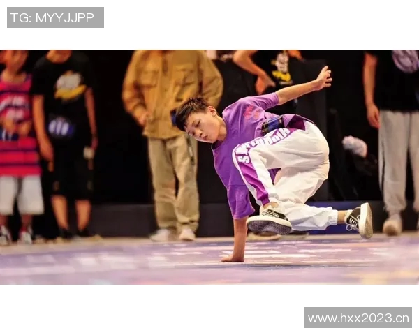 武汉街舞队勇闯极限运动世界杯的奋斗故事与精彩瞬间 武汉街舞队勇闯极限运动世界杯的奋斗故事与精彩瞬间